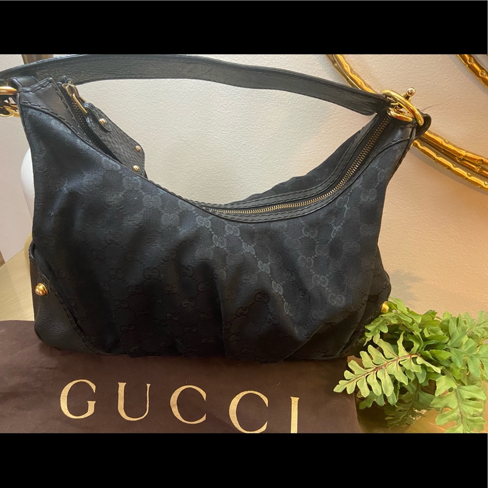 The Jackie - A signature black Gucci handbag
